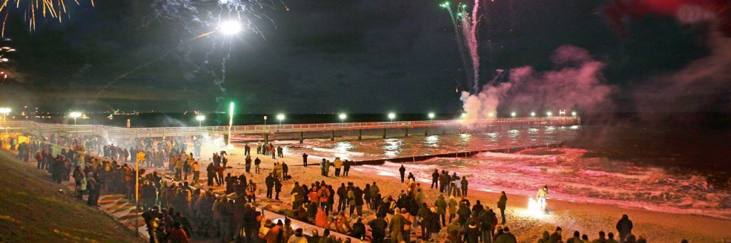 Silvester Feuerwerk Seebrücke quer